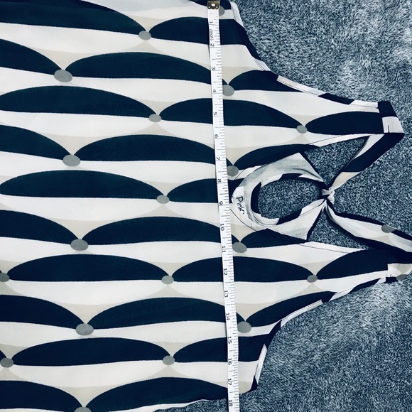 PRETTY HIGH LOW DRESS ft.MODERN PRINT BY PINKY - Picture 10 of 13